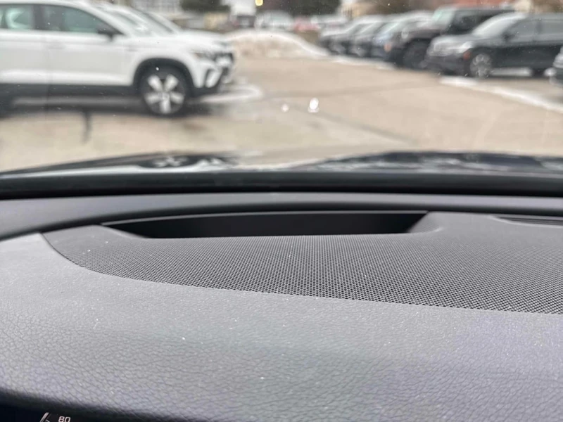 Mercedes-Benz E 400 /DISTRONIC/360/PANO/ОБДУХВАНЕ/ПОДГРЕВ, снимка 12 - Автомобили и джипове - 53422212