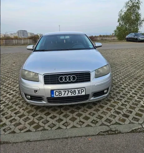 Audi A3 2.0 fsi, снимка 4 - Автомобили и джипове - 47934301