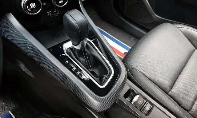 Renault Arkana Signature 1.3Tce Digital  - изображение 8