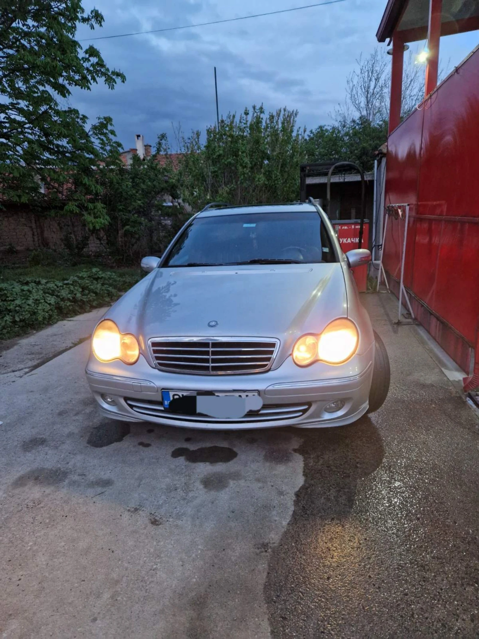 Mercedes-Benz C 220  - изображение 2