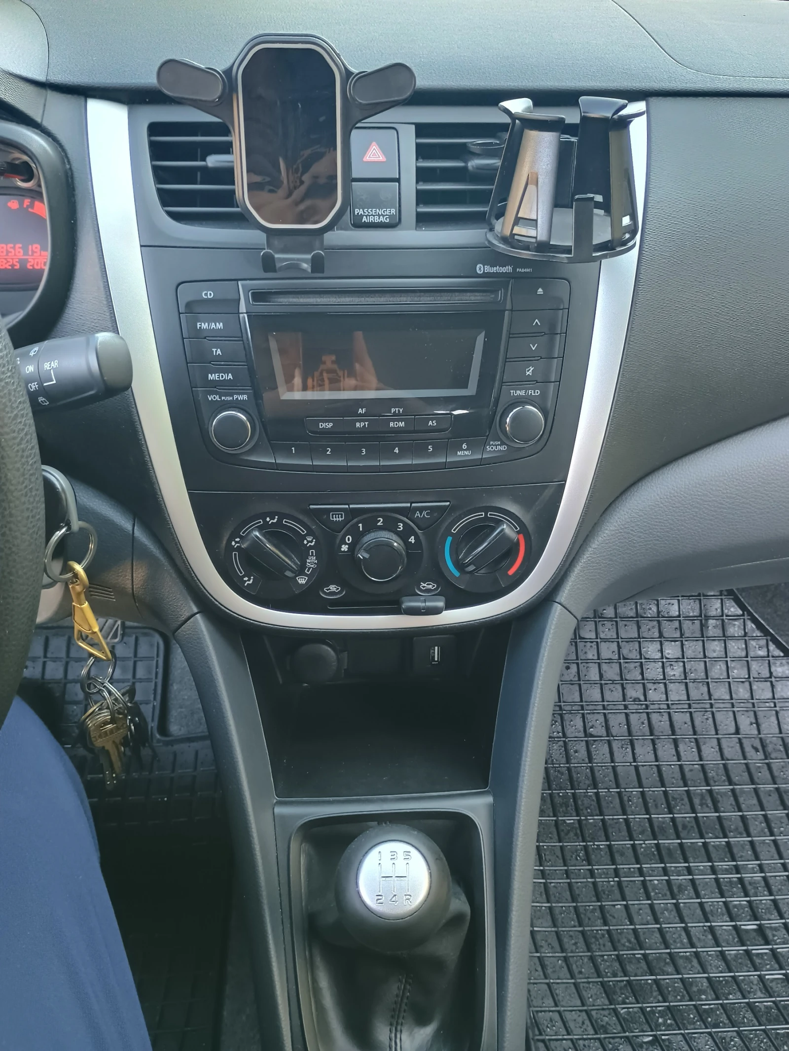 Suzuki Celerio 1.0i 85000km - изображение 8