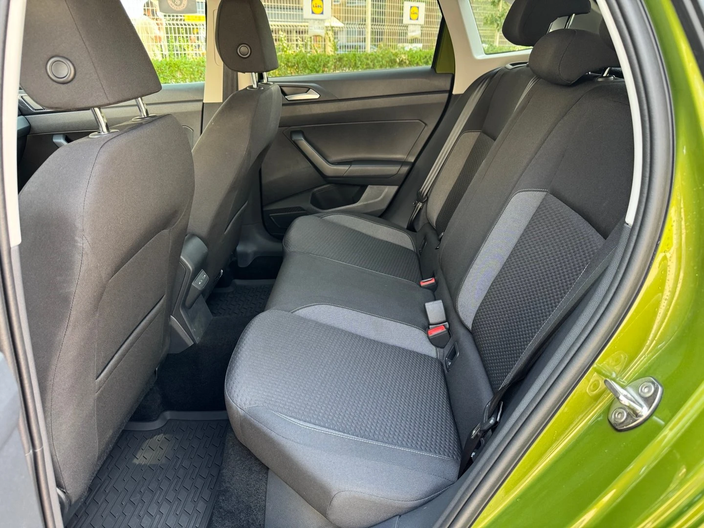 VW Taigo 1.0 LIFE DSG 85kw | Mobile.bg � ����������� 13