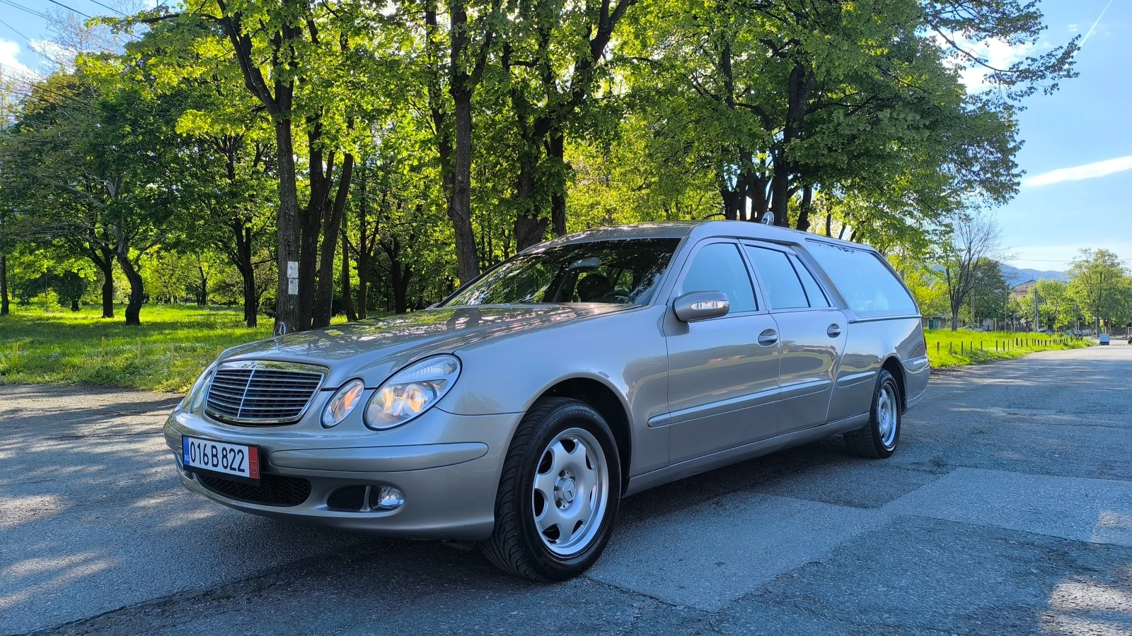 Mercedes-Benz E 270 (10% отстъпка от цената)
