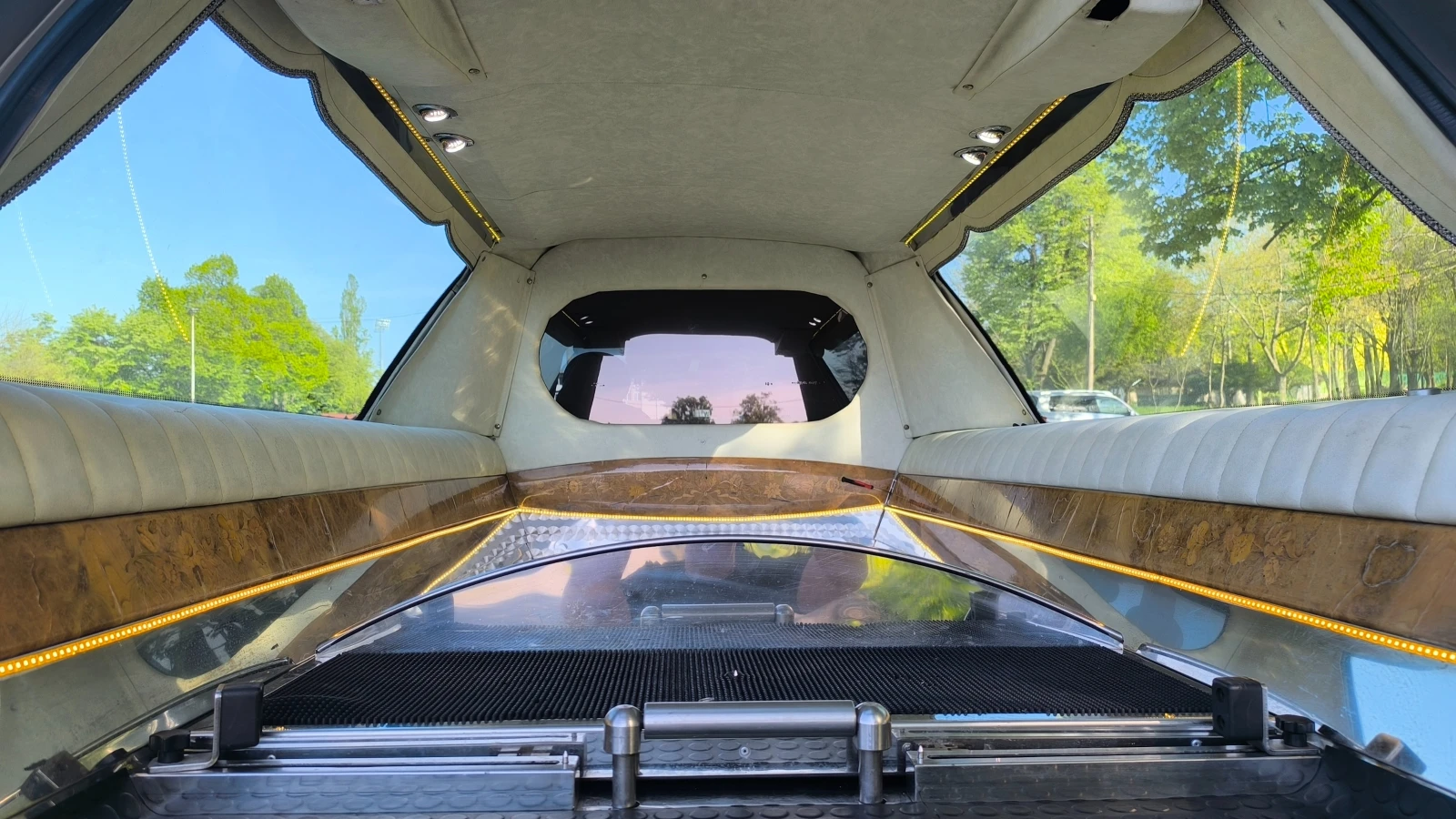 Mercedes-Benz E 270 (10% �������� �� ������) | Mobile.bg � ����������� 14
