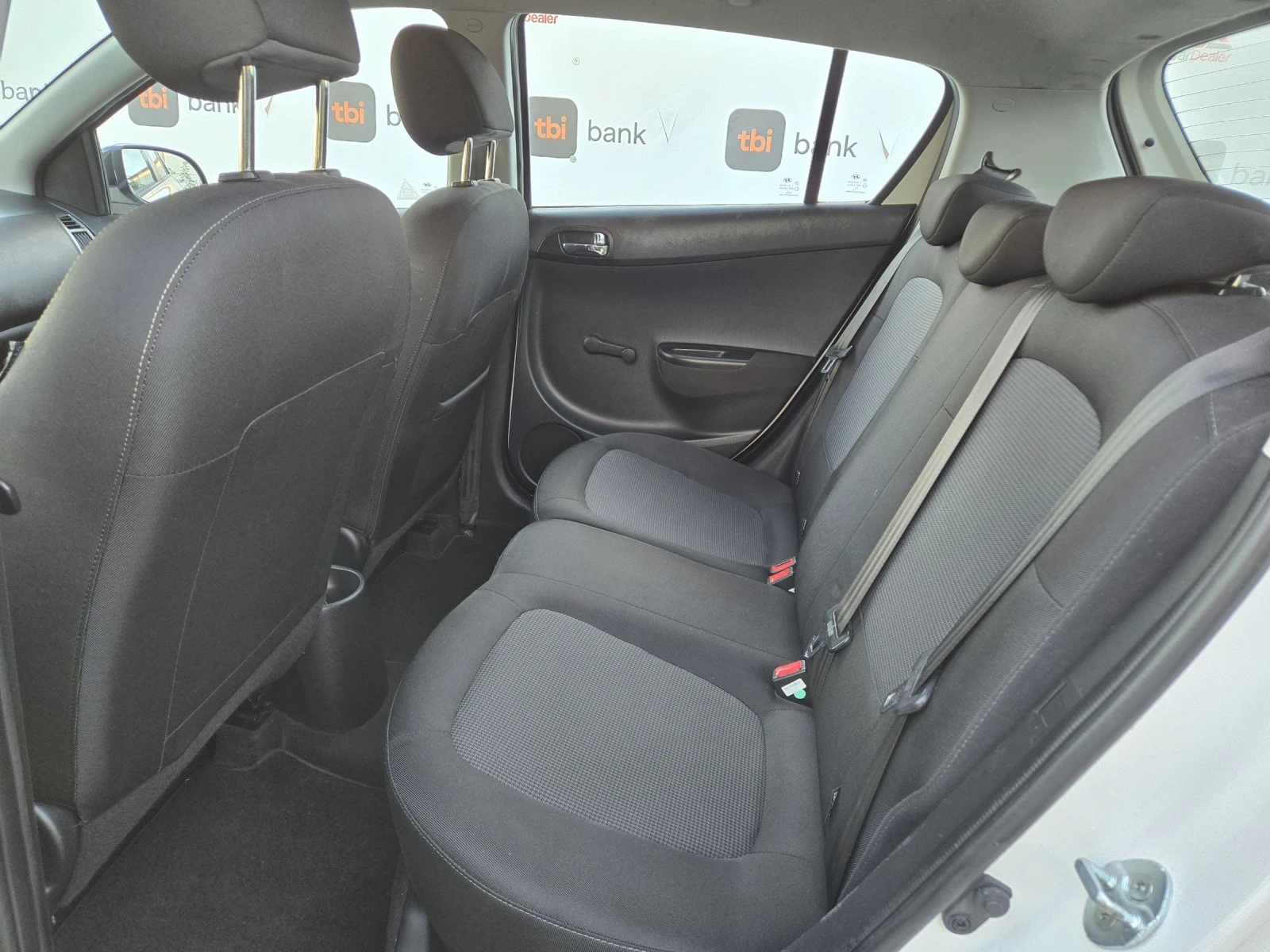 Hyundai I20 1.2i-85кс= FACE= 191.000км= ОБСЛУЖЕН= EURO 5B - изображение 9