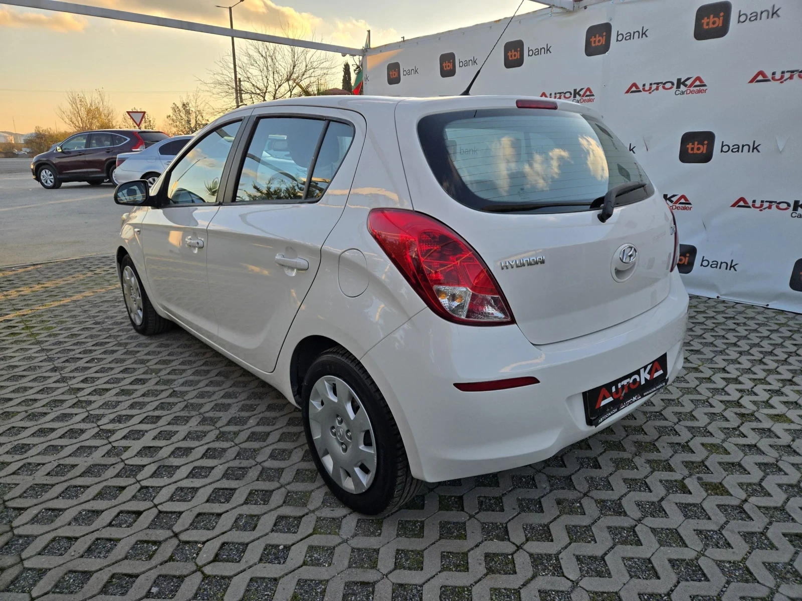 Hyundai I20 1.2i-85кс= FACE= 191.000км= ОБСЛУЖЕН= EURO 5B - изображение 5