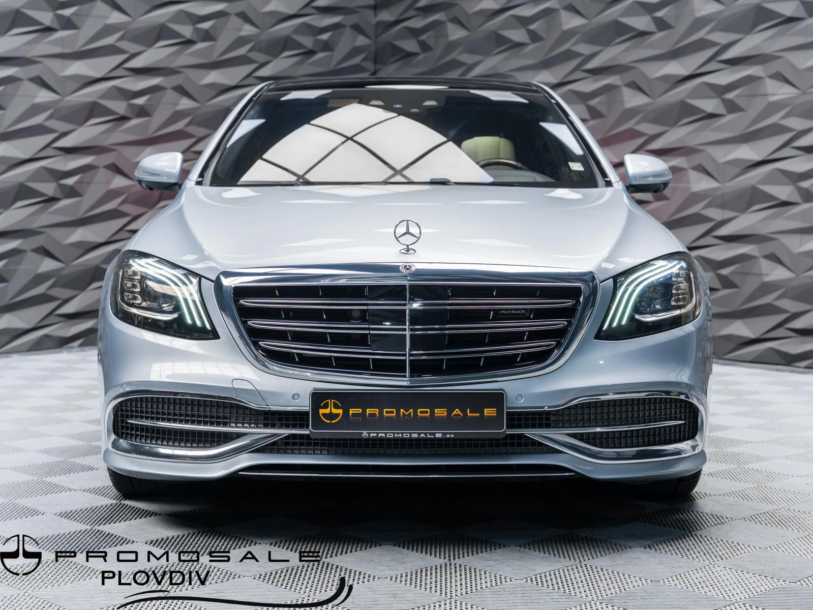 Mercedes-Benz S 560 Maybach 4MATIC* 3XTV* BURM* 360* ОБДУХВ* МАСАЖ* HU, снимка 2 - Автомобили и джипове - 53869044