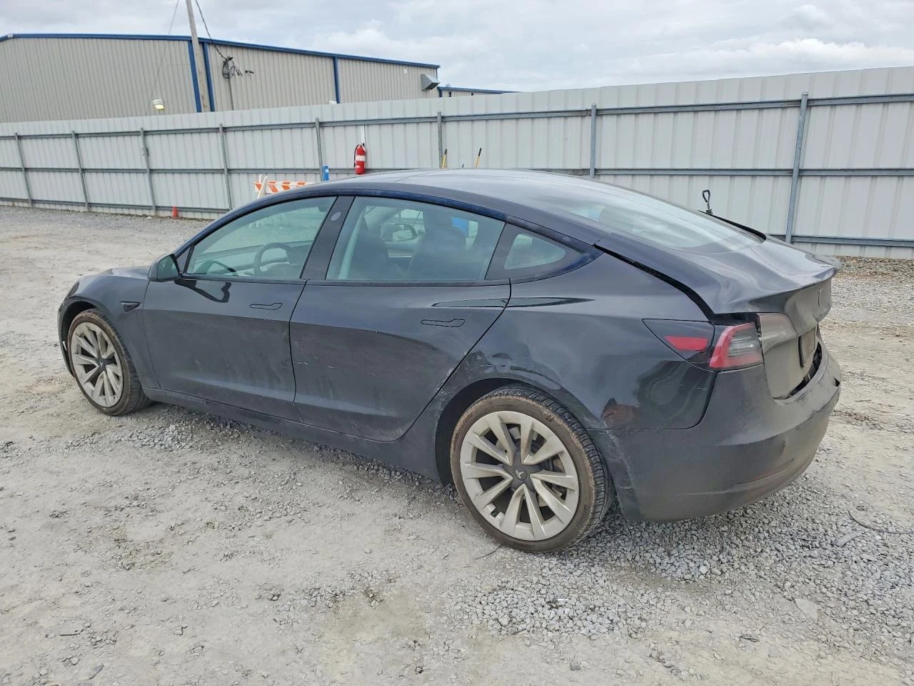 Tesla Model 3 RWD, снимка 2 - Автомобили и джипове - 53904955