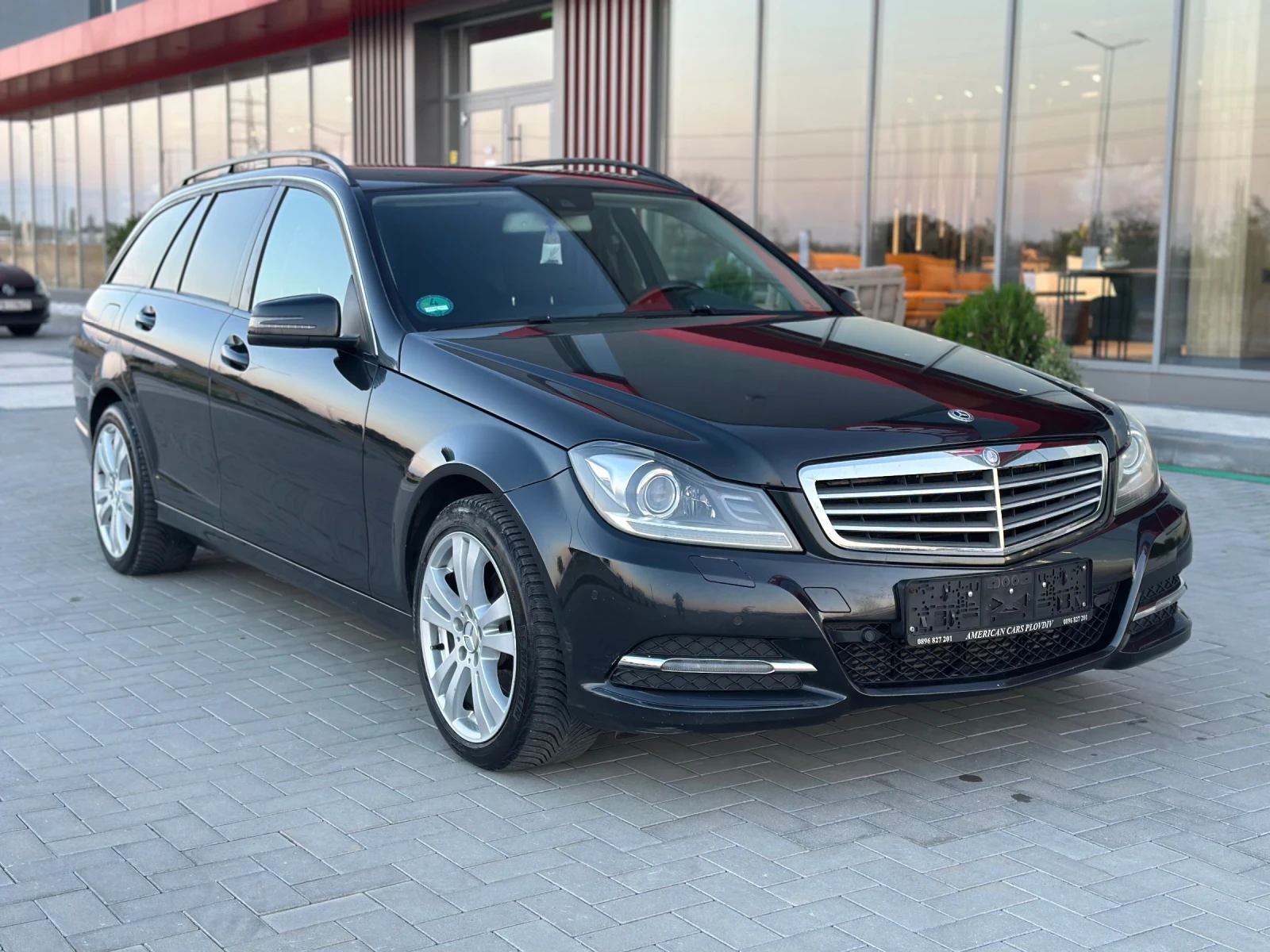 Mercedes-Benz C 220 Автомат , снимка 3 - Автомобили и джипове - 53918678