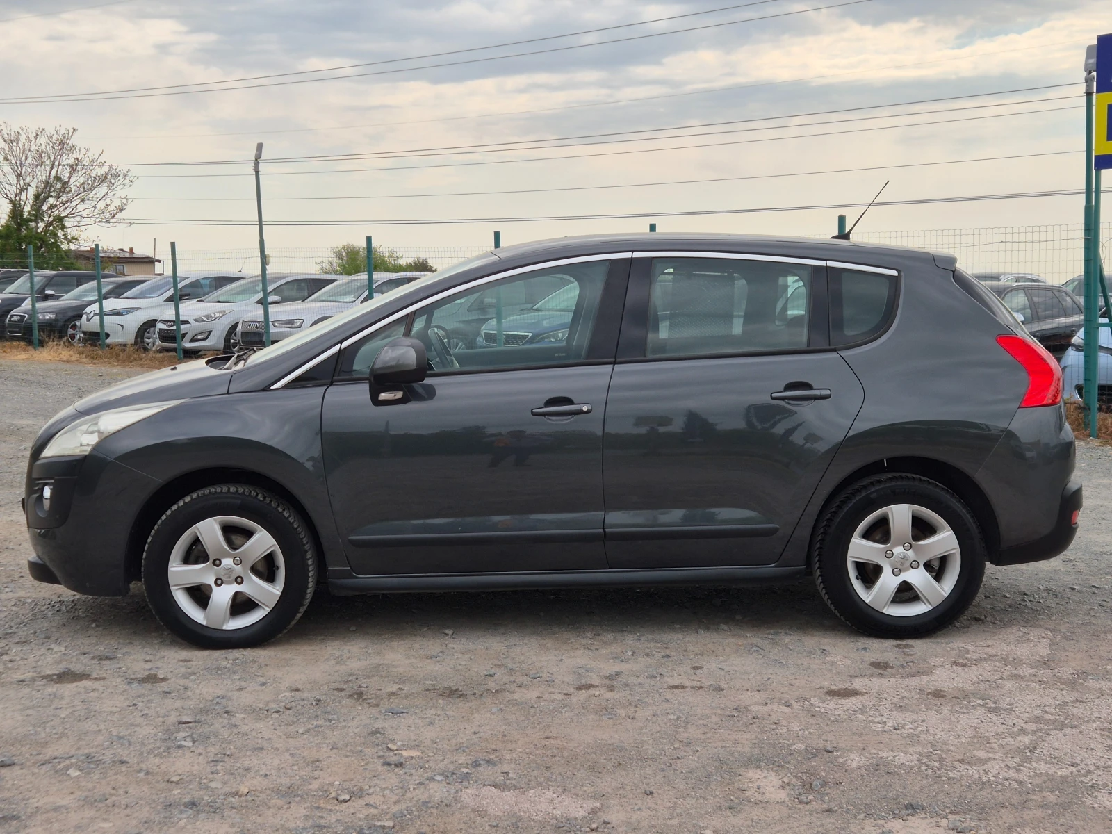Peugeot 3008 1.6 HDI AUTOMAT , снимка 2 - Автомобили и джипове - 54163736