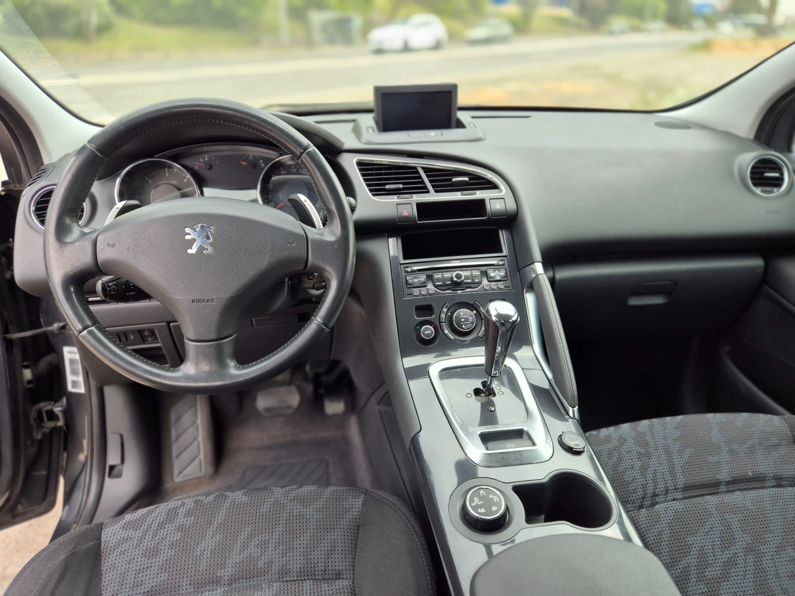 Peugeot 3008 1.6 HDI AUTOMAT , снимка 13 - Автомобили и джипове - 54163736