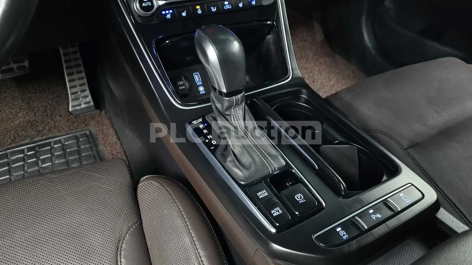 Hyundai Grandeur, снимка 9 - Автомобили и джипове - 54231110