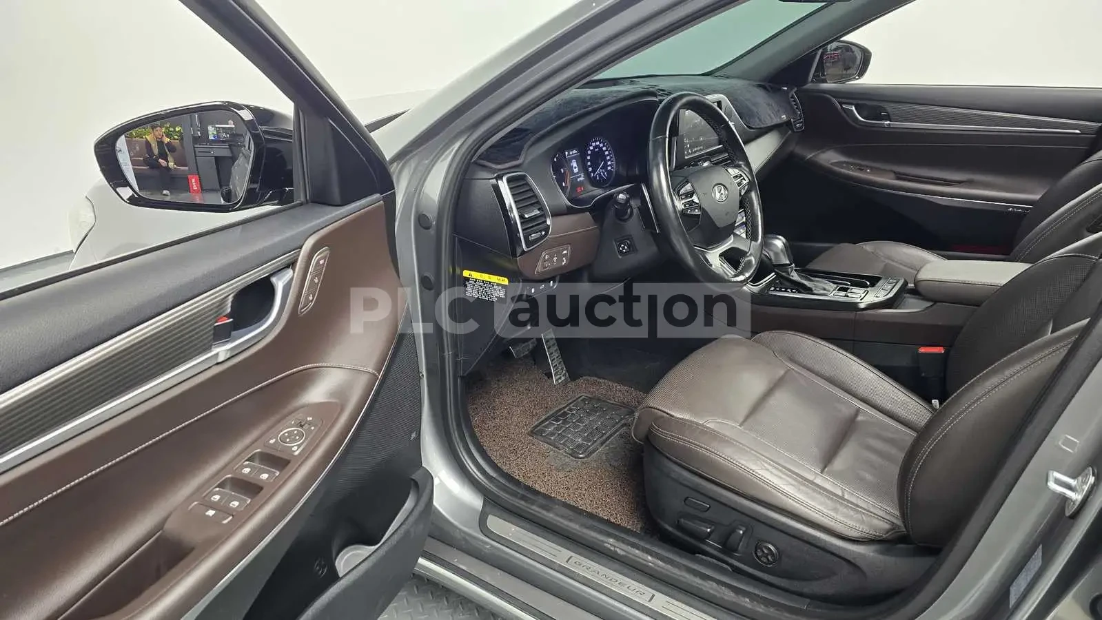 Hyundai Grandeur, снимка 11 - Автомобили и джипове - 54231110