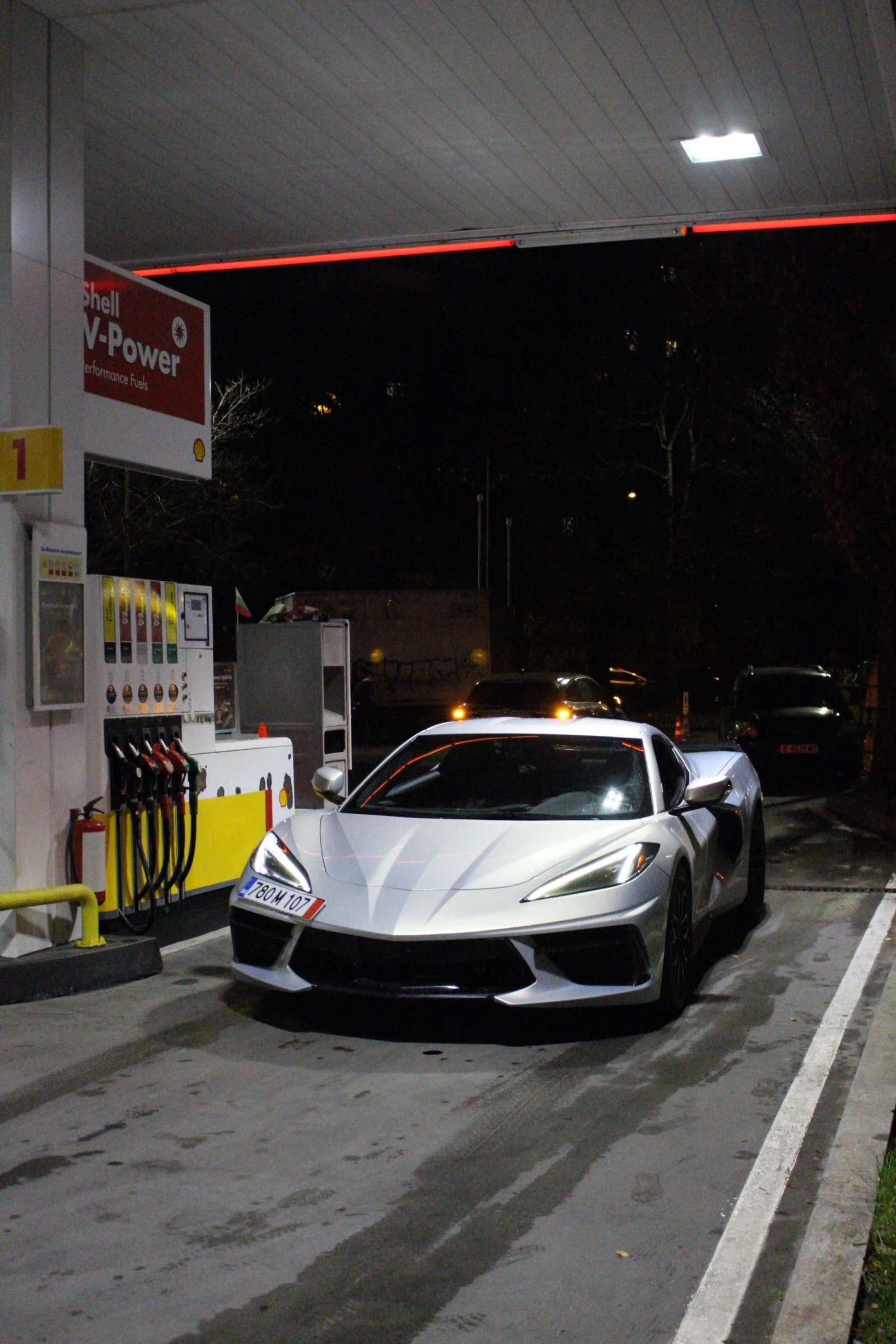 Chevrolet Corvette C8, снимка 2 - Автомобили и джипове - 55004274