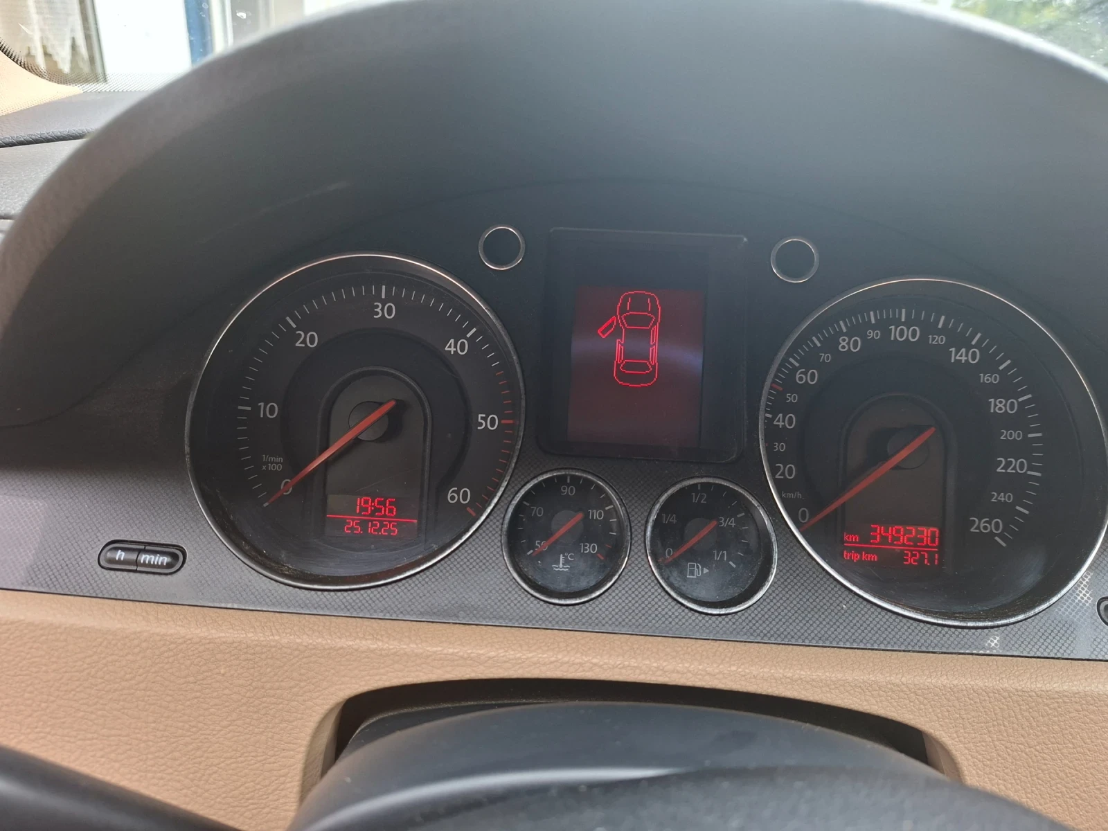 VW ID.6, снимка 14 - Автомобили и джипове - 55825296