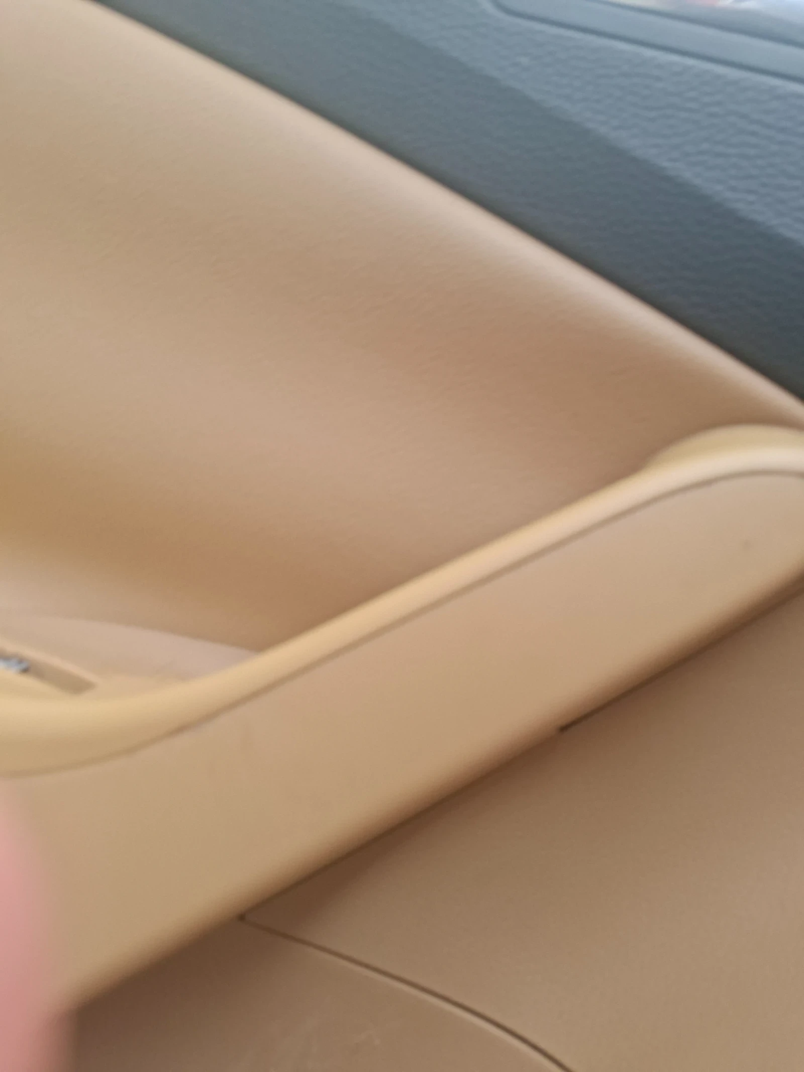 VW ID.6, снимка 13 - Автомобили и джипове - 55825296