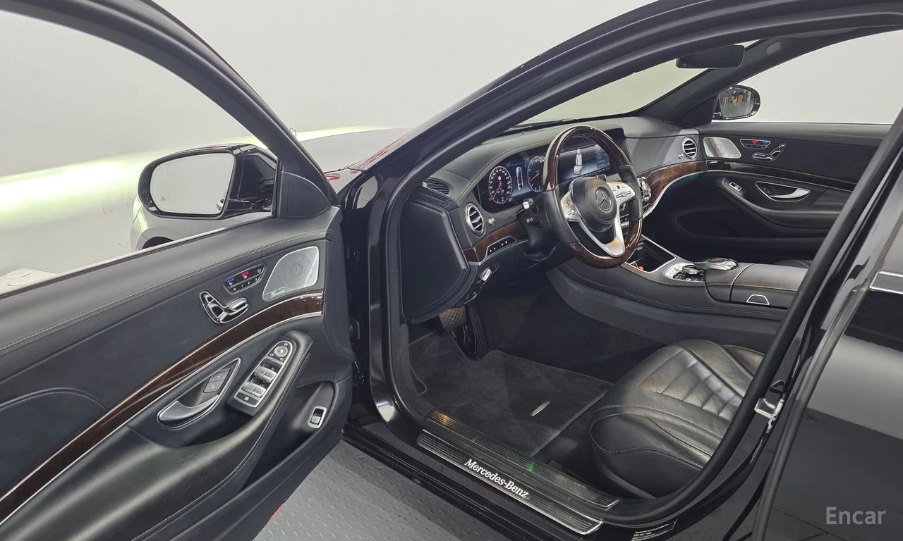 Mercedes-Benz S 560 L* 4MATIC* BURMESTER* ОБДУХВАНЕ* МАСАЖ* , снимка 7 - Автомобили и джипове - 56073556