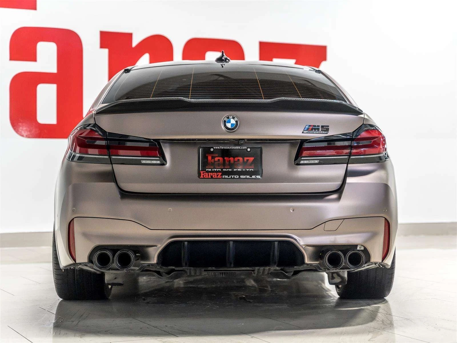 BMW M5 * 4.4 Competition| M Carbon Ceramic Brakes| M Carb, снимка 4 - Автомобили и джипове - 56132717