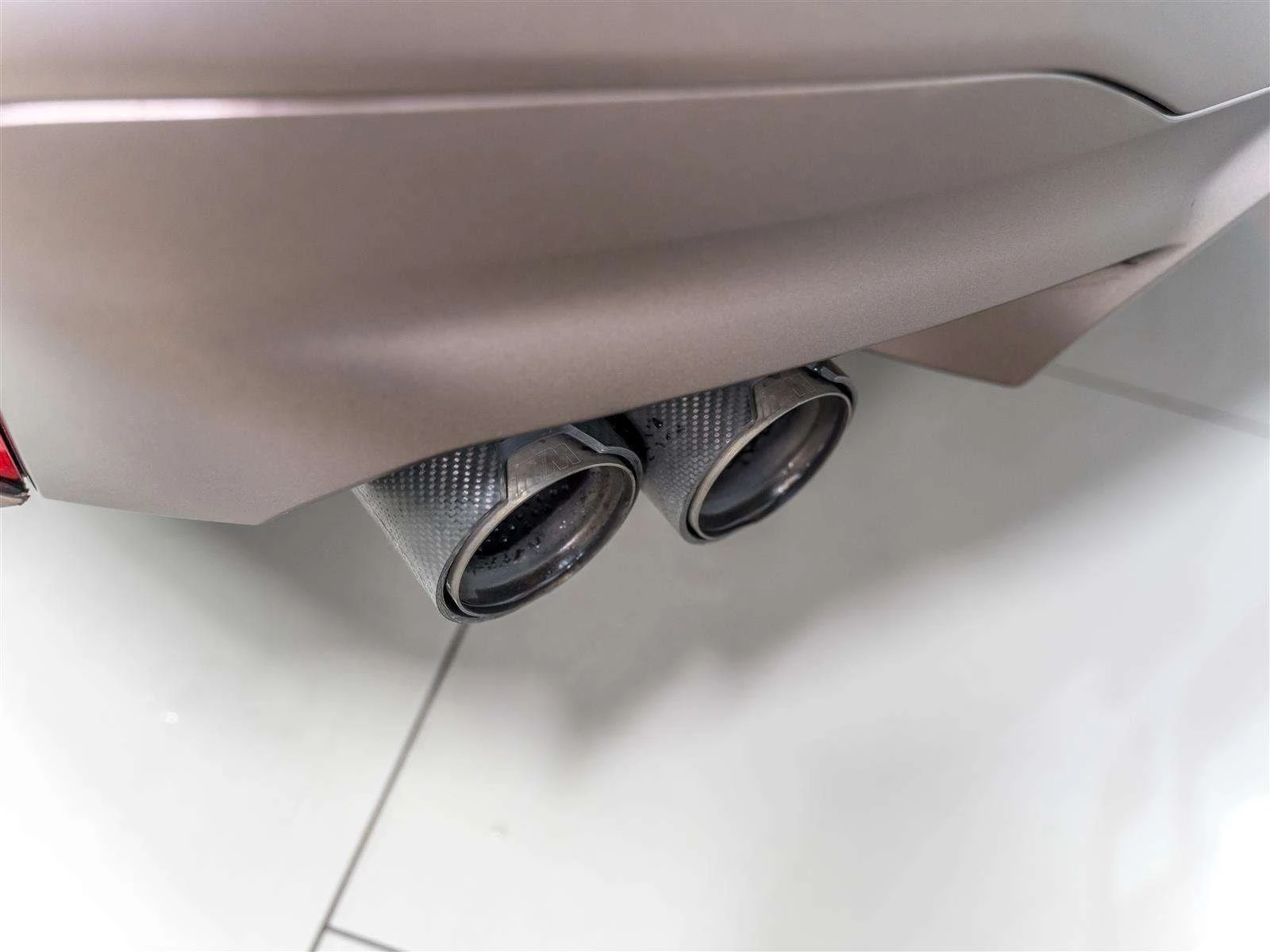 BMW M5 * 4.4 Competition| M Carbon Ceramic Brakes| M Carb, снимка 15 - Автомобили и джипове - 56132717