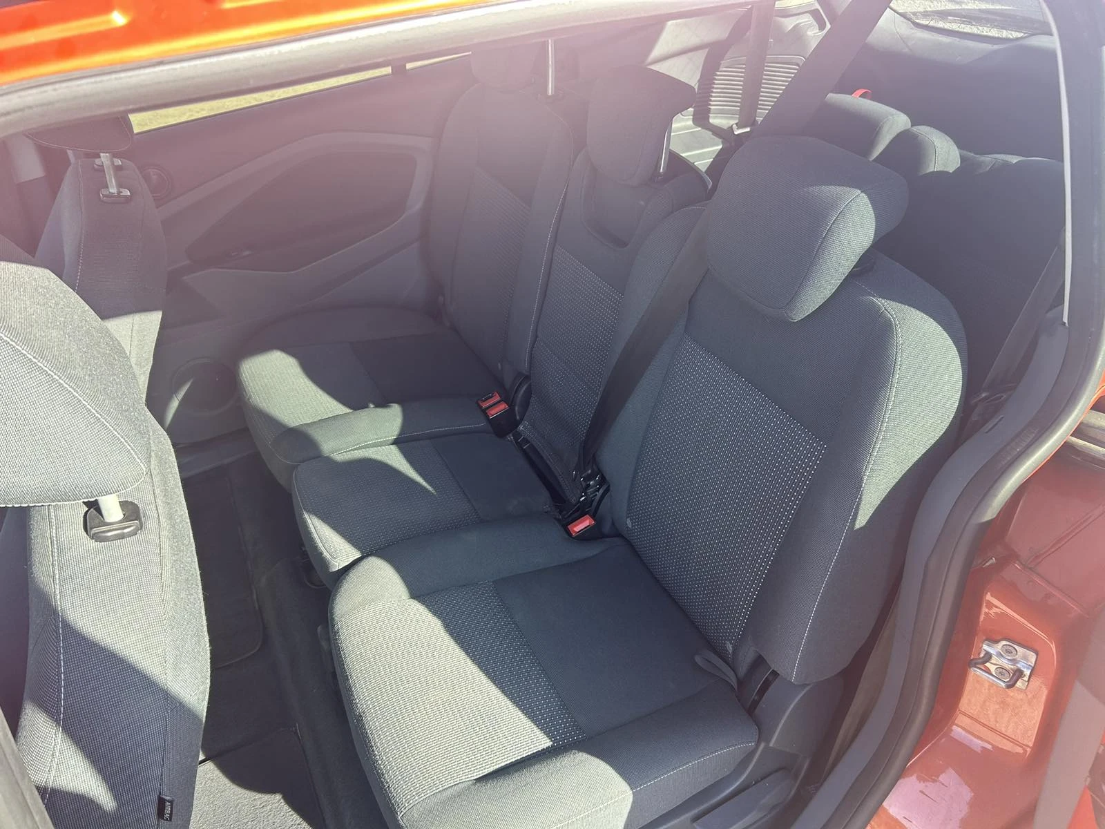 Ford C-max 1.6TDCI 7������ | Mobile.bg � ����������� 10