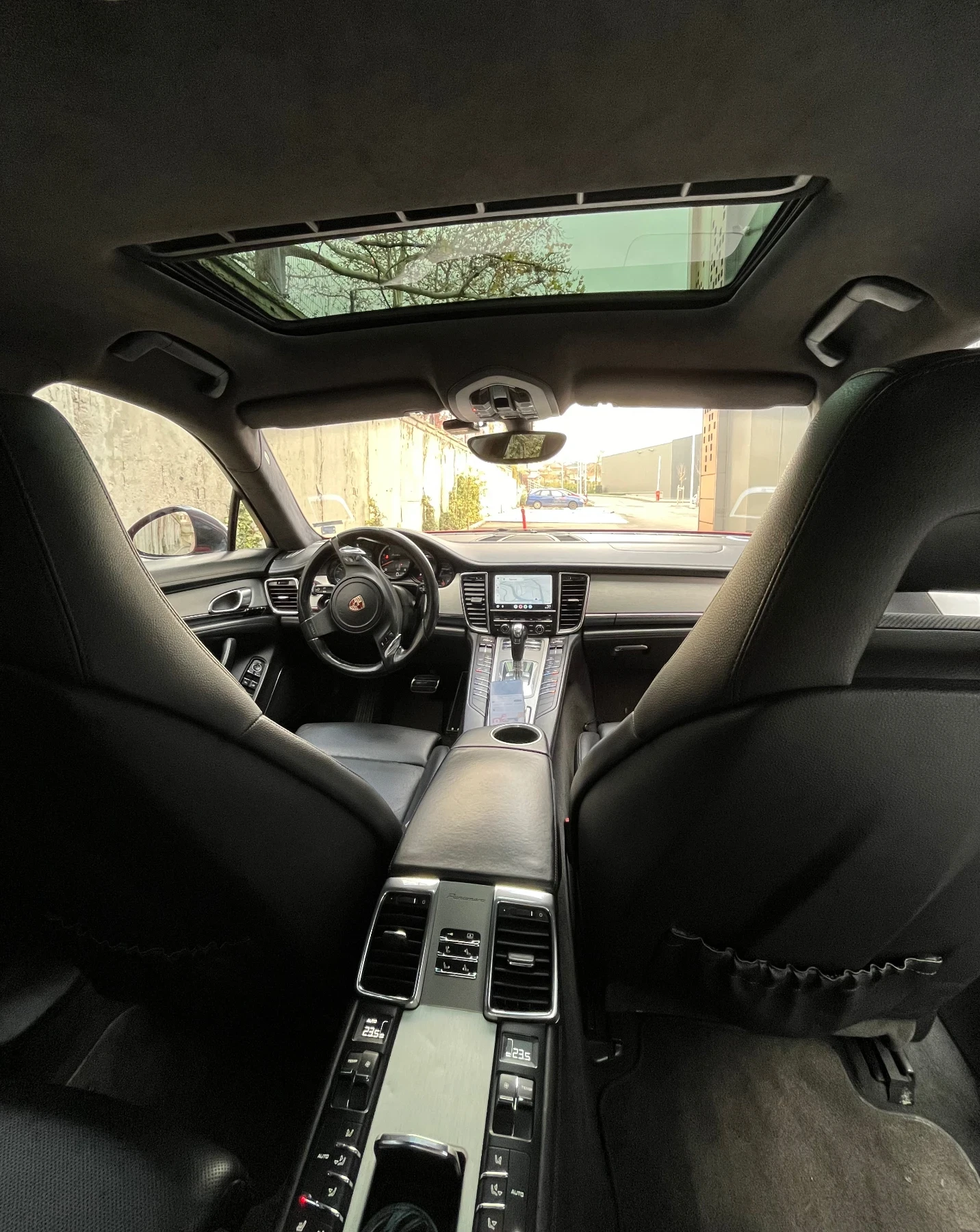 Porsche Panamera Turbo , снимка 8 - Автомобили и джипове - 56536320