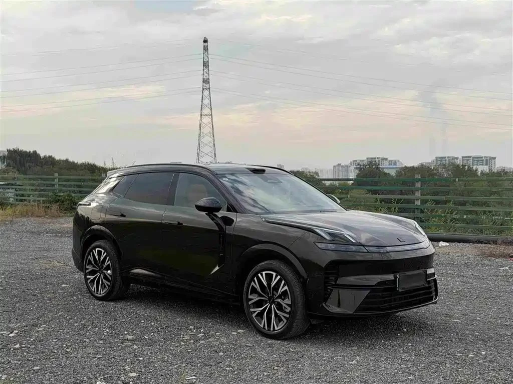 LynkCo 08, снимка 3 - Автомобили и джипове - 56689876