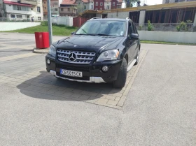 Снимка Mercedes-Benz ML 55 ...
