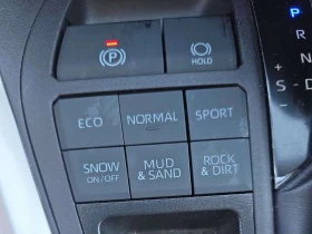 Toyota Rav4 * XLE * CARFAX * ПАНОРАМА * KEYLESS * ПОДГРЕВИ * , снимка 12 - Автомобили и джипове - 53640044