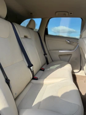 Volvo XC60 2.4 D5 4x4 - 7799 € / 15253.52 лв. - 95543498 6