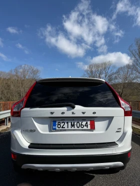 Volvo XC60 2.4 D5 4x4 - 7799 € / 15253.52 лв. - 95543498 4