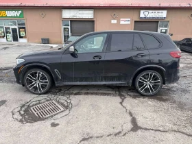 BMW X5 M50i/CARFAX/360/ОБДУХВАНЕ/PANO/LASER/HARMAN KARDON - 31290 € / 61197.92 лв. - 45783390 2