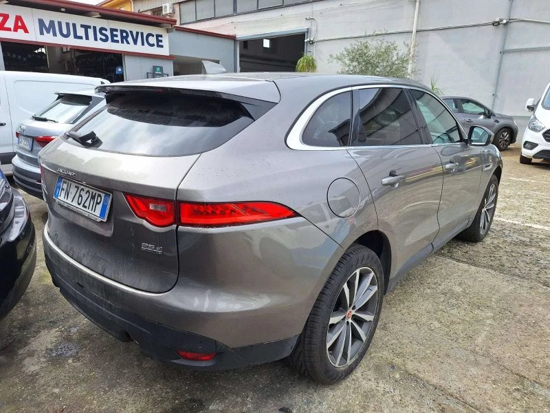 Jaguar F-PACE, снимка 3 - Автомобили и джипове - 47411460