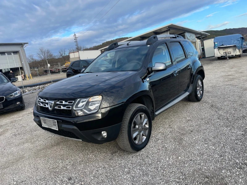 Dacia Duster 1.5 DCI Камера Навигация Фейс, снимка 2 - Автомобили и джипове - 49019053