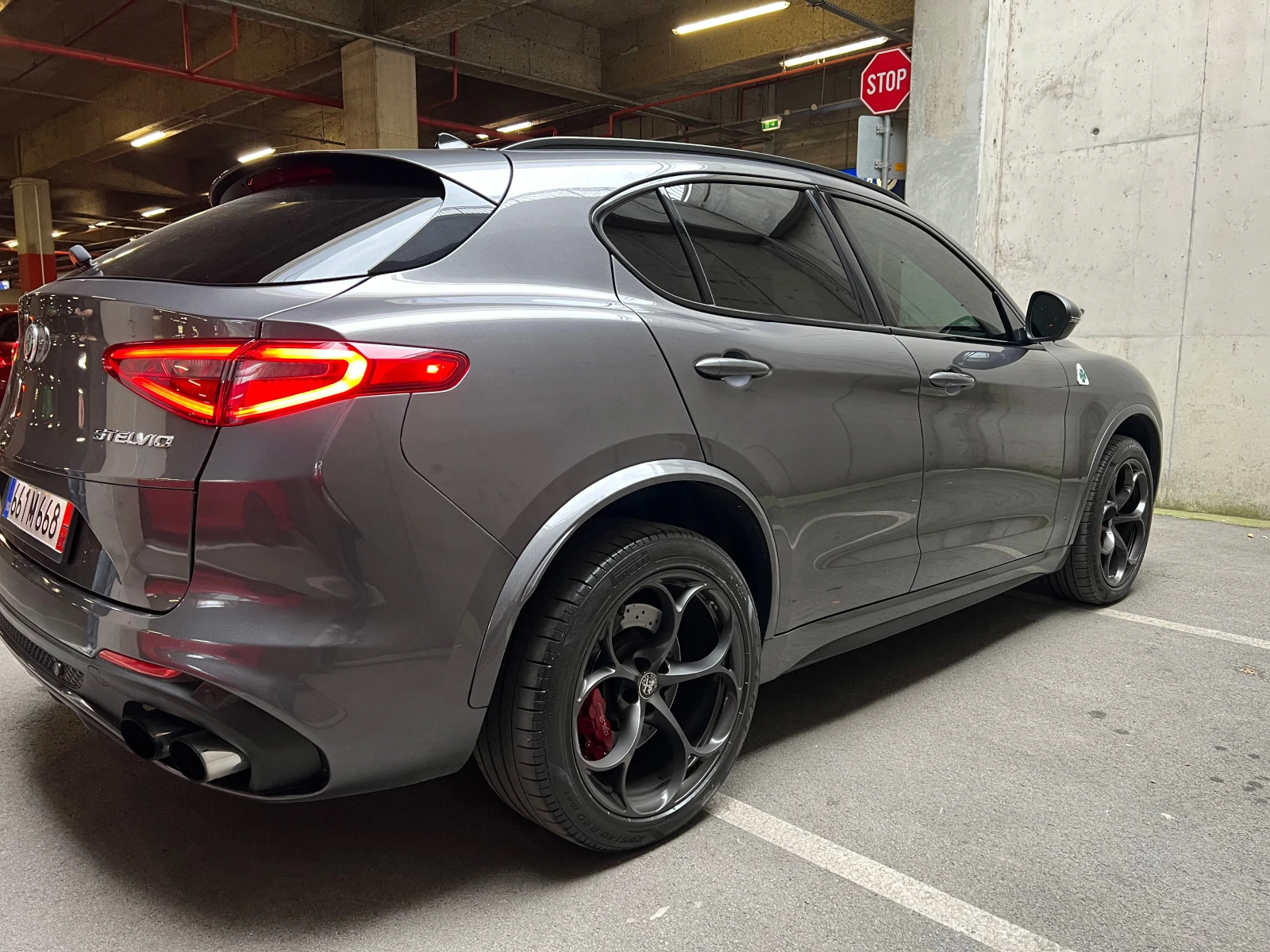 Alfa Romeo Stelvio Quadrifoglio 2.9 V6 Q4 - изображение 4