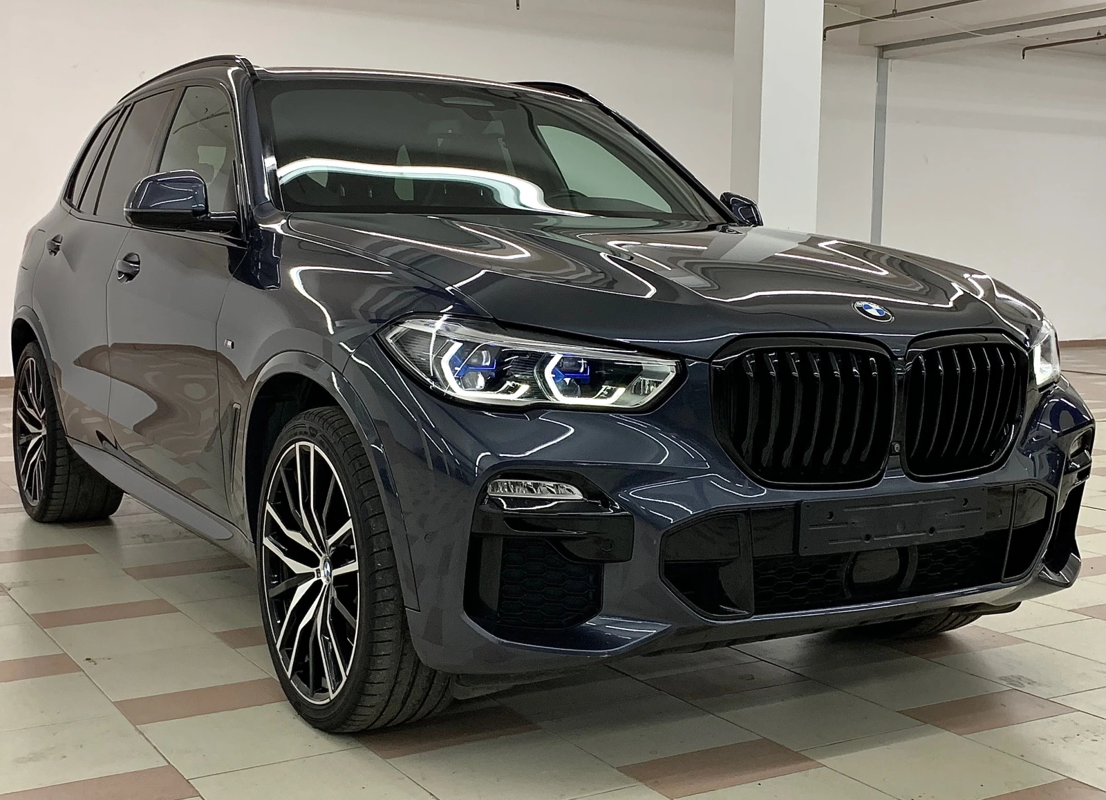 BMW X5 FULL-M-PAK /LASER/MAGIC SKY/360cam/DISTR/HUD/ - изображение 3