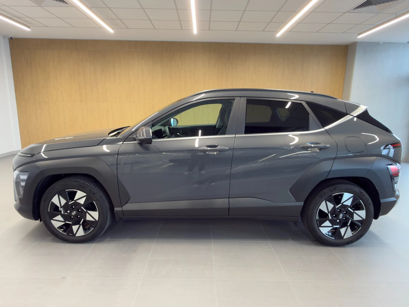 Hyundai Kona PREMIUM Hybrid - изображение 2
