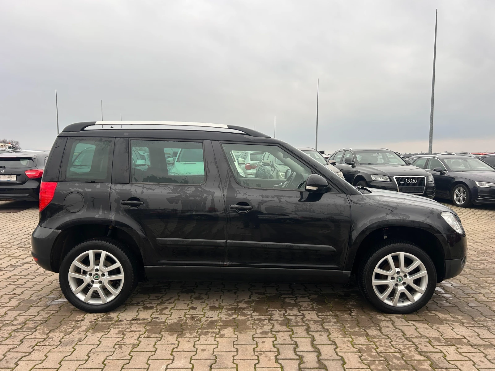 Skoda Yeti 2.0TDI 4X4 AVTOMAT/NAVI/PANORAMA EURO 5 - изображение 5