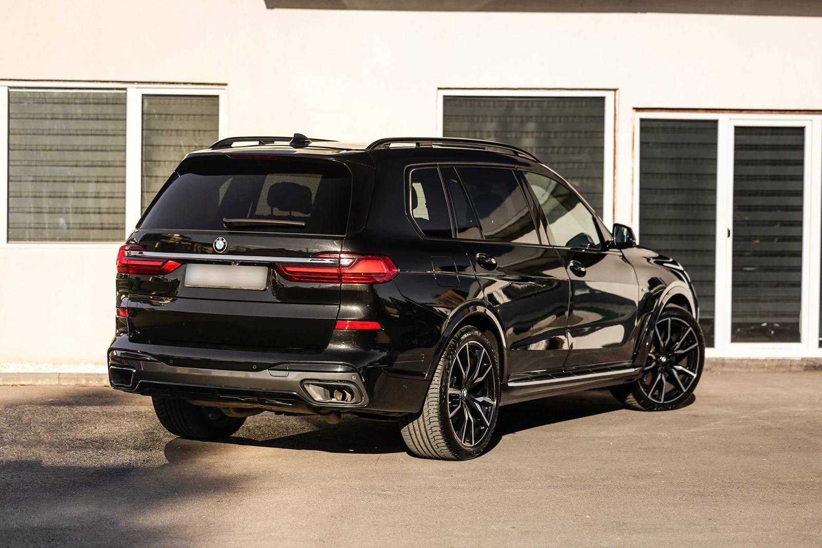 BMW X7 xDrive40d M-Sport 6+ 1  - изображение 4