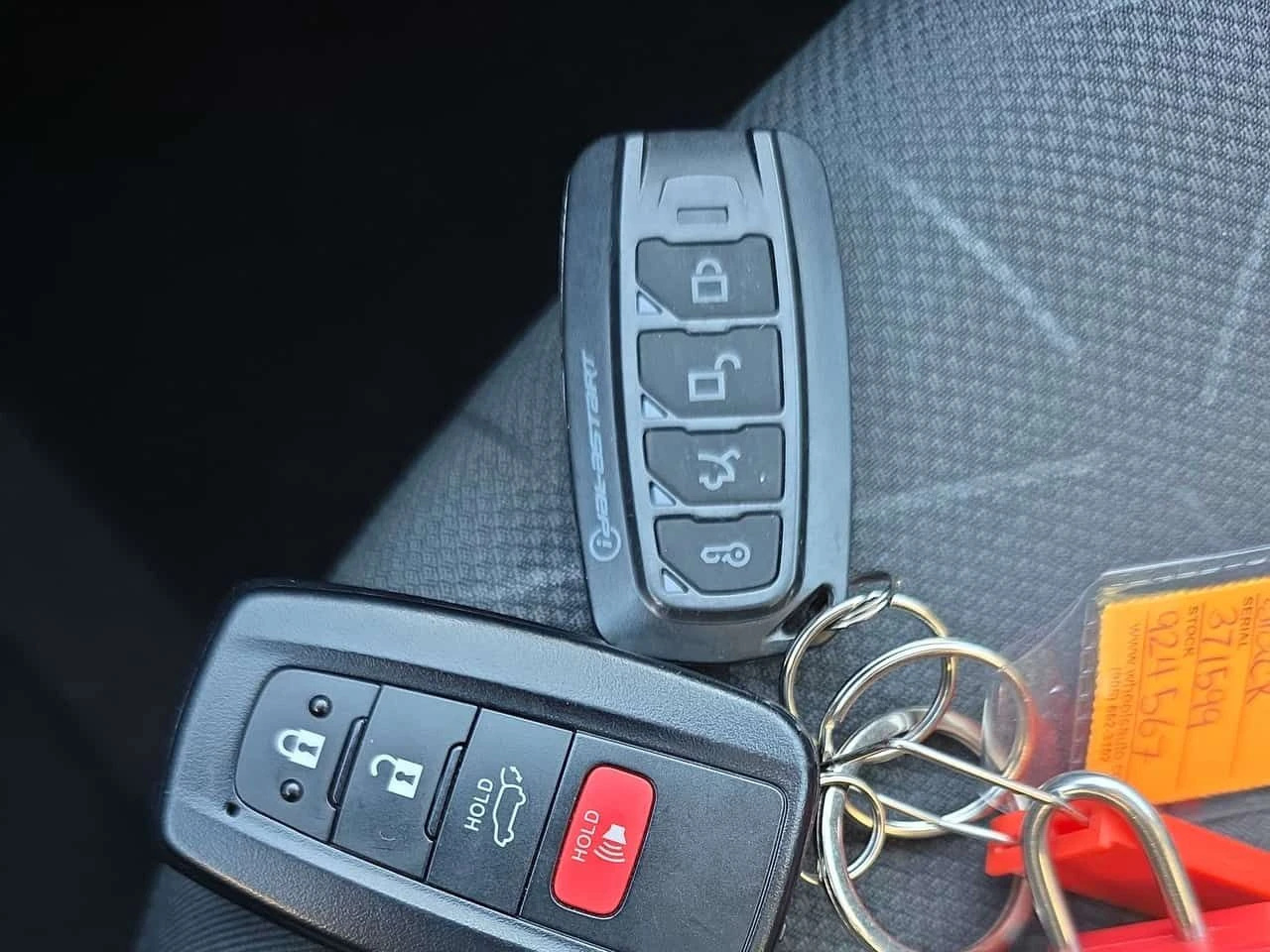 Toyota Rav4 * XLE * CARFAX * �������� * KEYLESS * �������� *  | Mobile.bg � ����������� 16