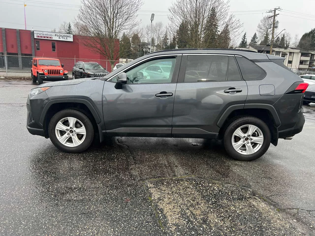 Toyota Rav4 * LE * ПОДГРЕВ* KEYLESS* , снимка 2 - Автомобили и джипове - 53895243
