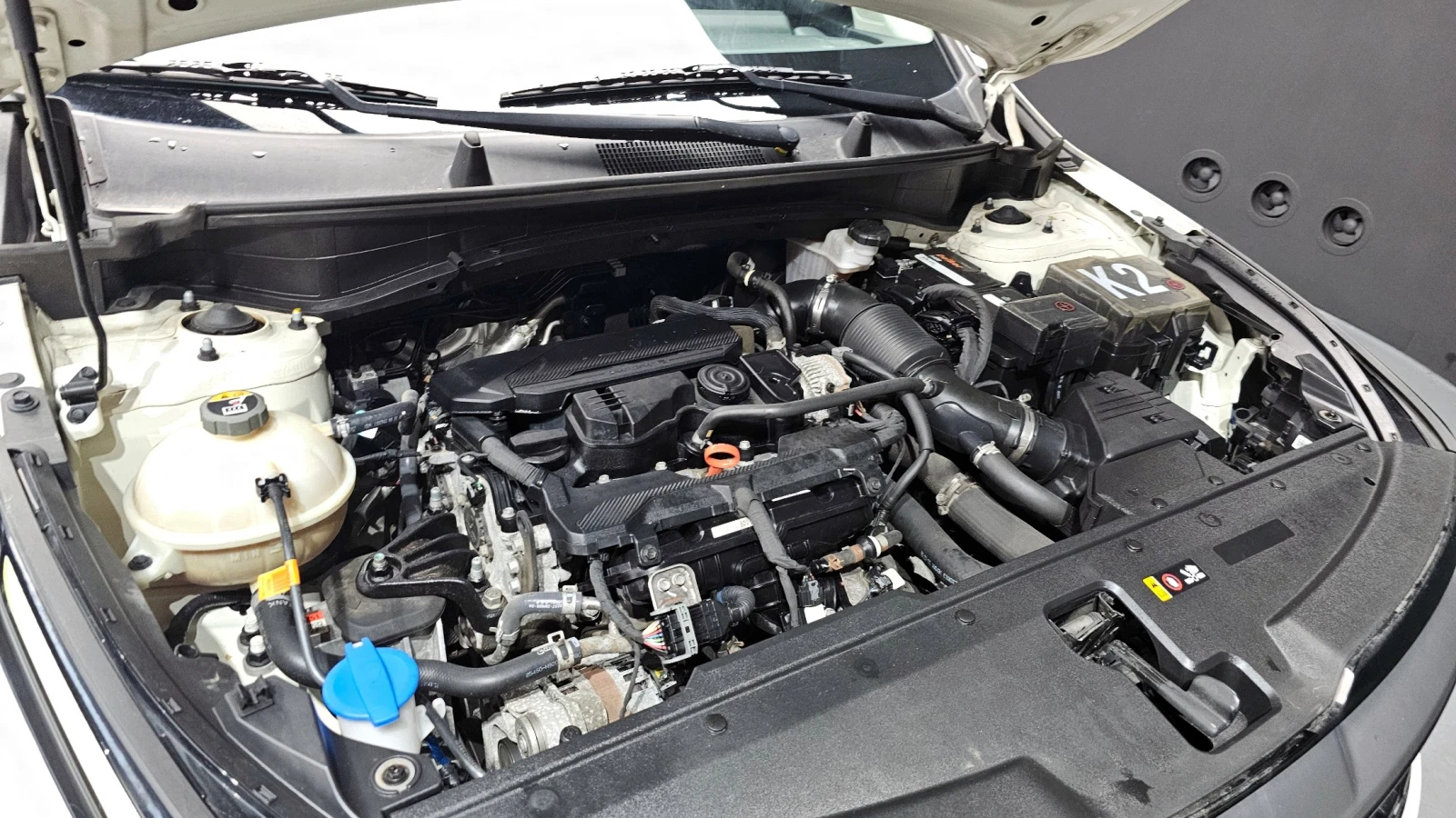 Kia Sportage 1.6 Turbo 2WD Trendy | АДАПТИВЕН КРУИЗ| NAVI| КОЖА, снимка 5 - Автомобили и джипове - 54782137
