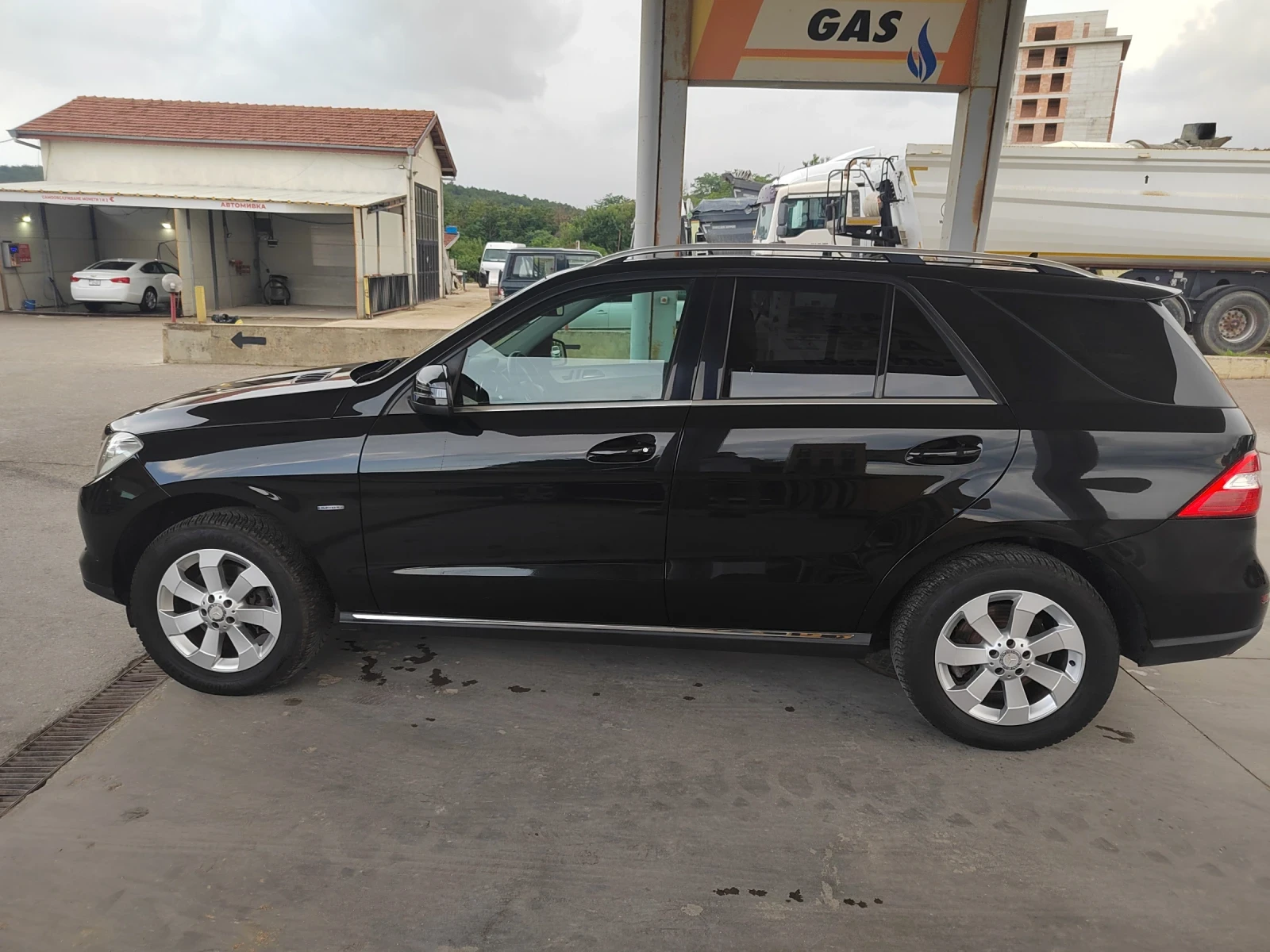Mercedes-Benz ML 350, снимка 6 - Автомобили и джипове - 55269701