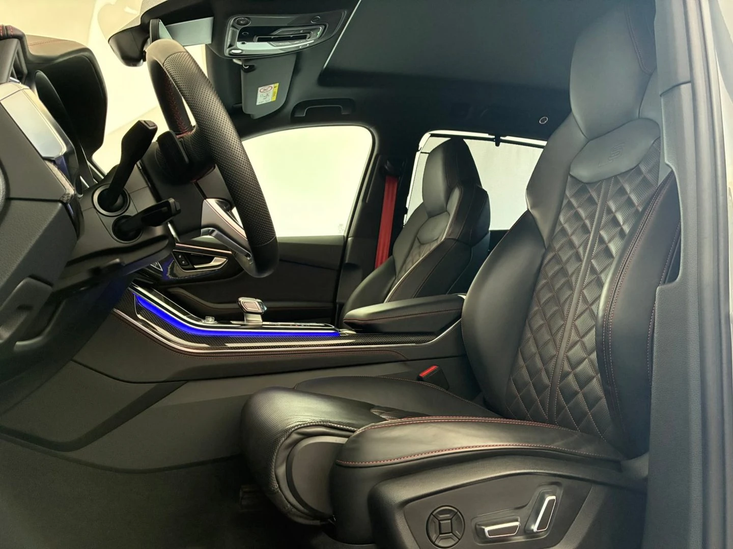 Audi SQ7 | Mobile.bg � ����������� 16