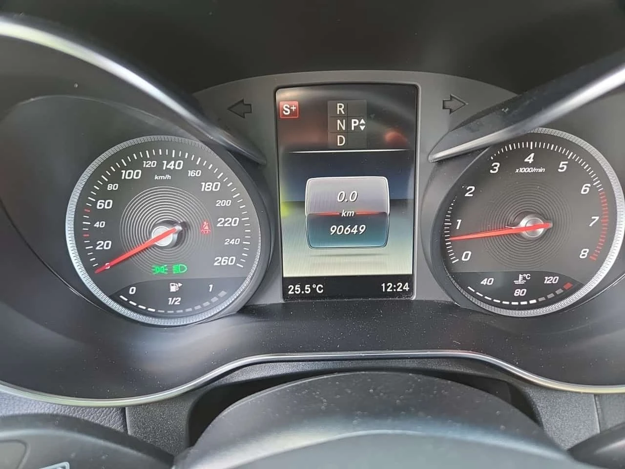Mercedes-Benz GLC 300 * CARFAX * ОПЦИЯ ЗА ФИНАНСИРАНЕ, снимка 9 - Автомобили и джипове - 55772056