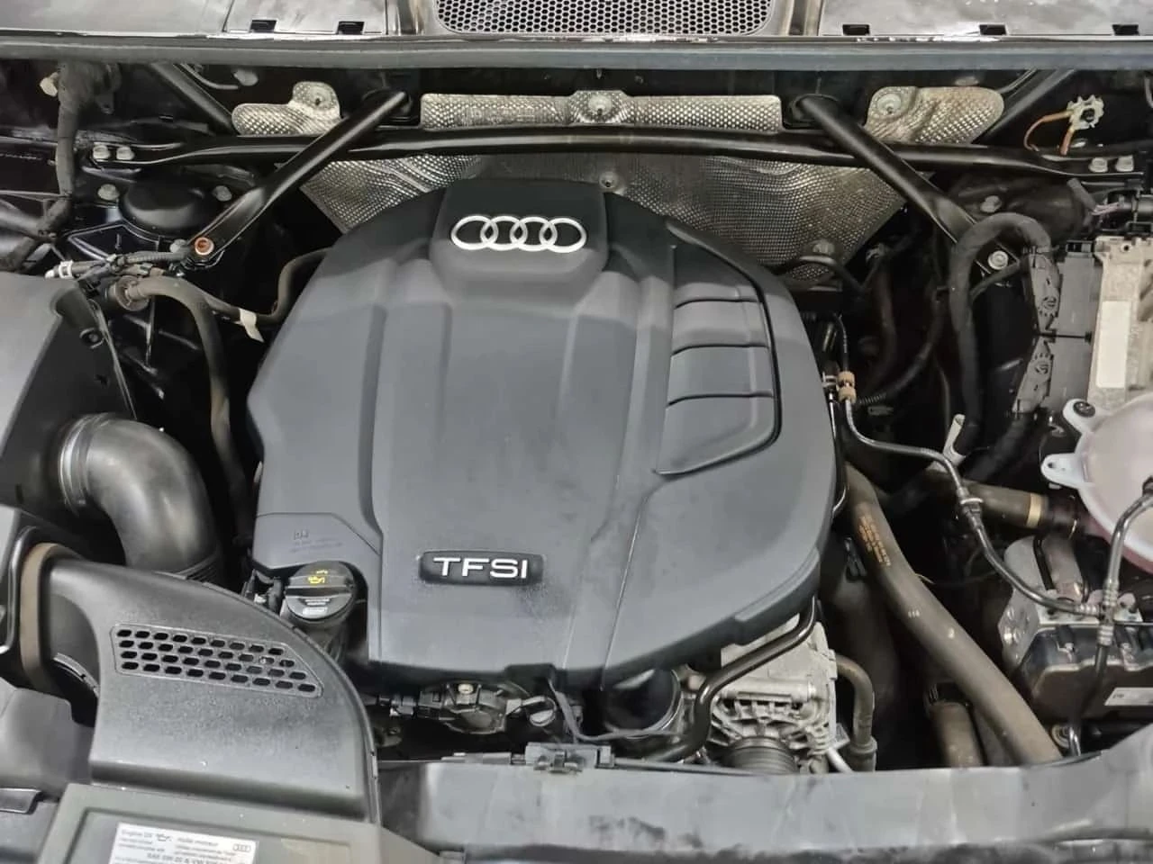 Audi Q5, снимка 16 - Автомобили и джипове - 56726537