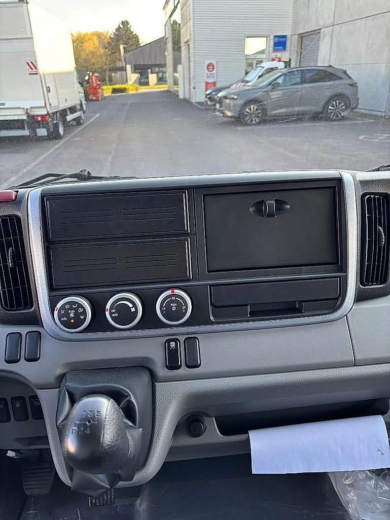 Mitsubishi Canter FUSO 3C15 3400, снимка 9 - Бусове и автобуси - 53899864