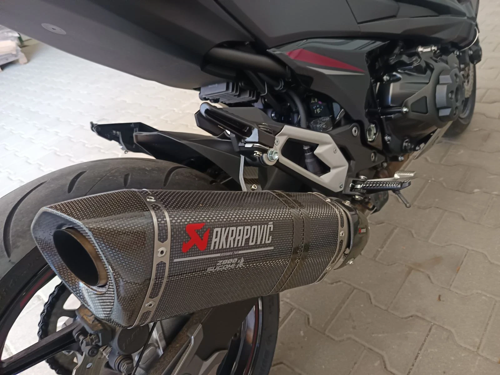 Kawasaki Z 800, снимка 16 - Мотоциклети и мототехника - 55779893