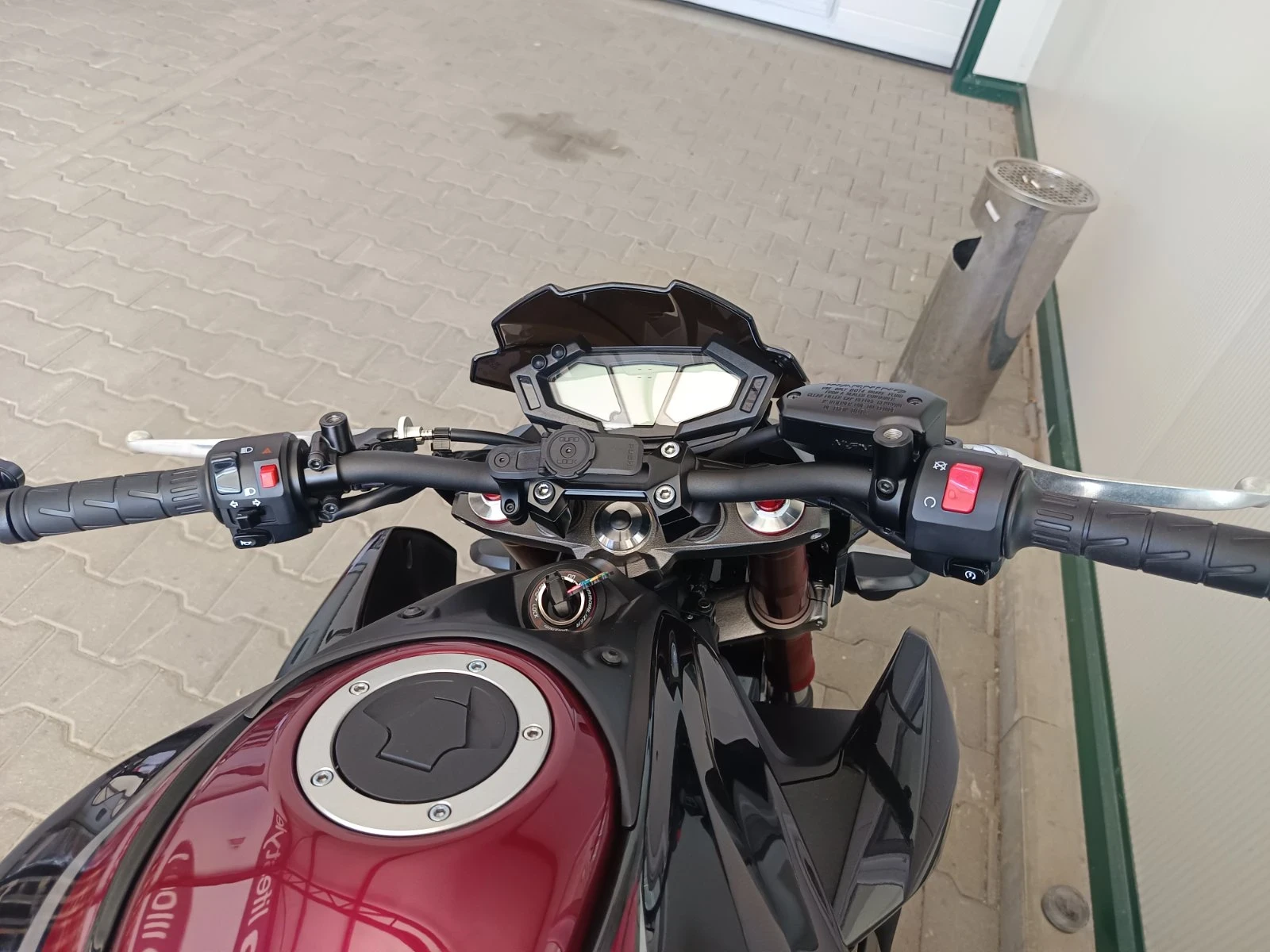 Kawasaki Z 800, снимка 11 - Мотоциклети и мототехника - 55779893