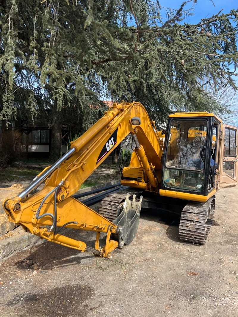 Багер Caterpillar 307B