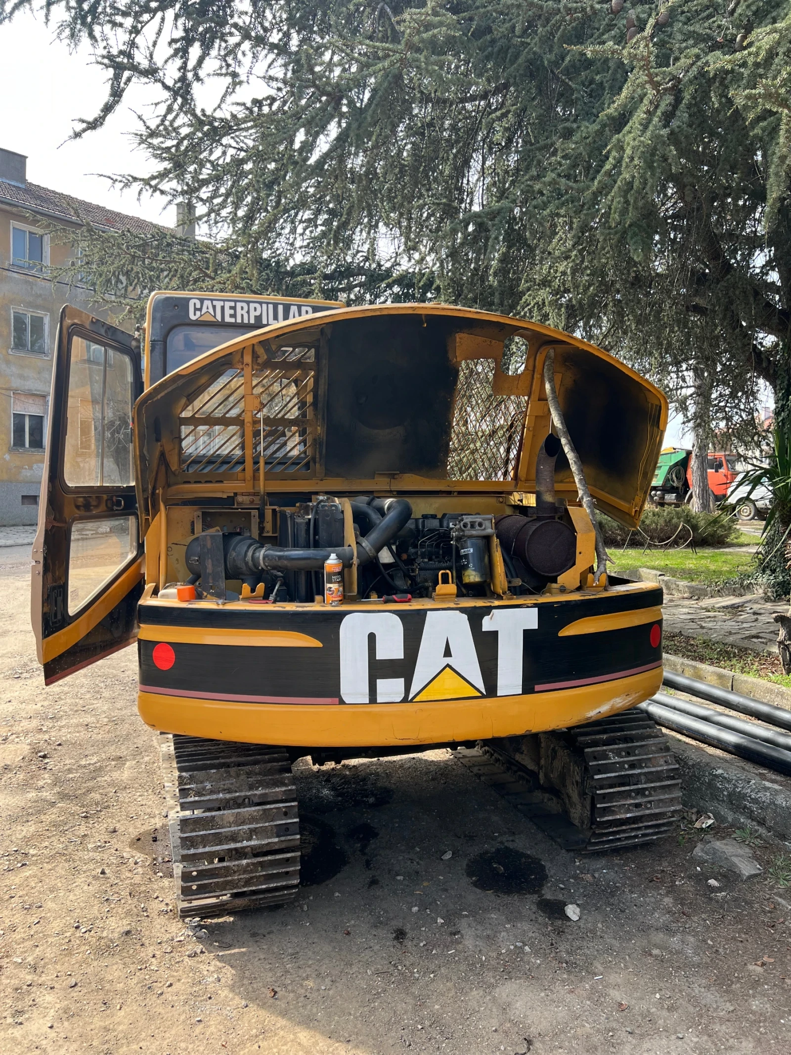 Багер Caterpillar 307B - изображение 5